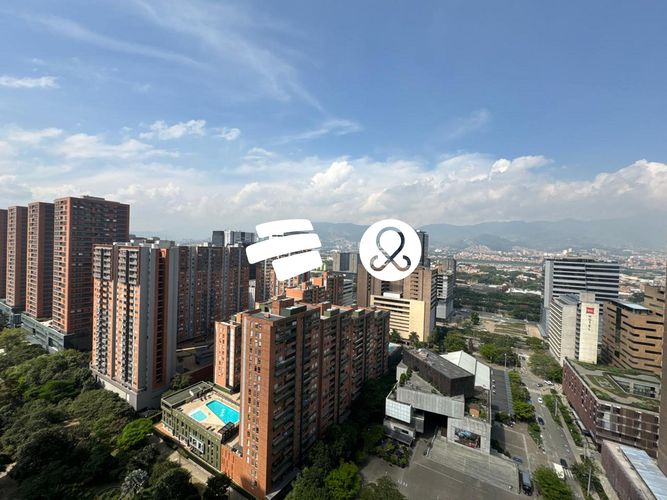 Apartamento de 2 alcobas en venta en El Poblado, Medellín, 89 m² · foto 6 de 19