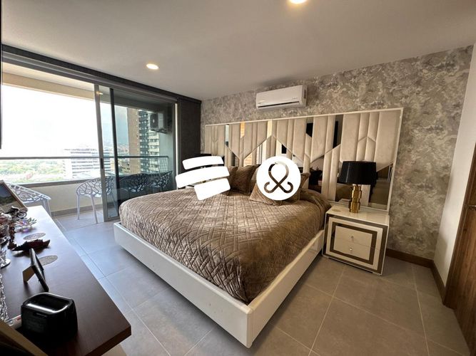 Apartamento de 2 alcobas en venta en El Poblado, Medellín, 89 m² · foto 16 de 19