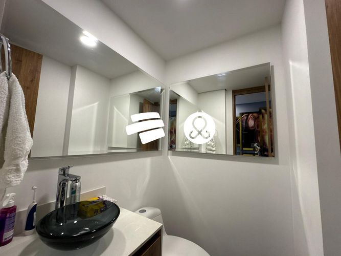 Apartamento de 2 alcobas en venta en El Poblado, Medellín, 89 m² · foto 18 de 19