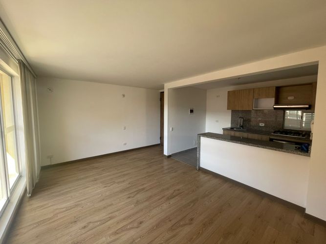 Apartamento de 3 alcobas en venta en Gran Granada, Bogotá, 75 m² · foto 4 de 22