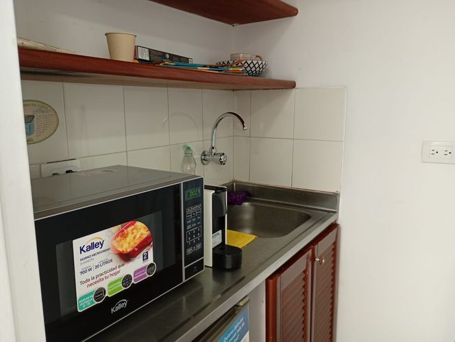 Oficina en arriendo en El Poblado, Medellín, 36 m² · foto 2 de 8