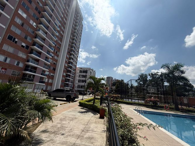Apartamento de 3 alcobas en venta en Cañaveral, Floridablanca, 76 m² · foto 7 de 9