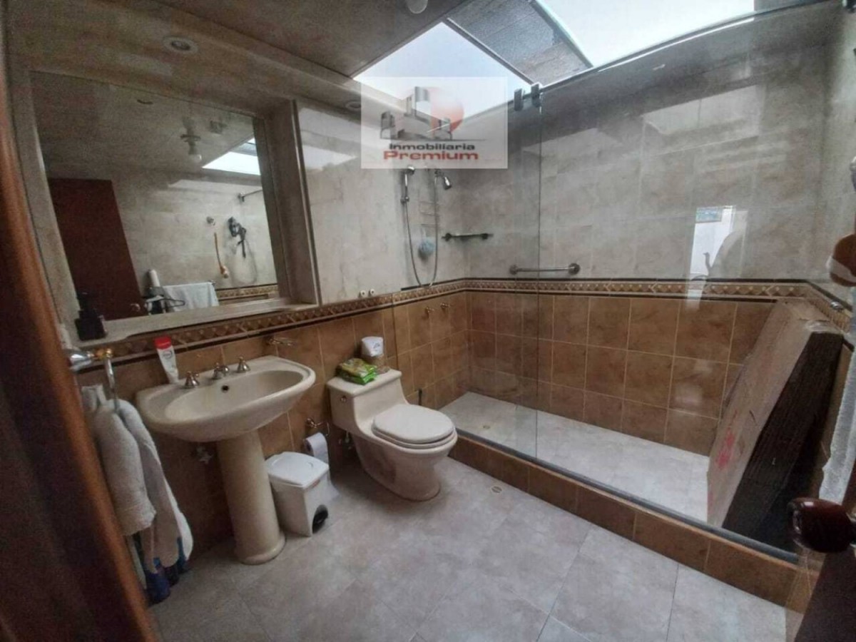 Casa en venta en Niza, Bogotá · foto 7 de 24