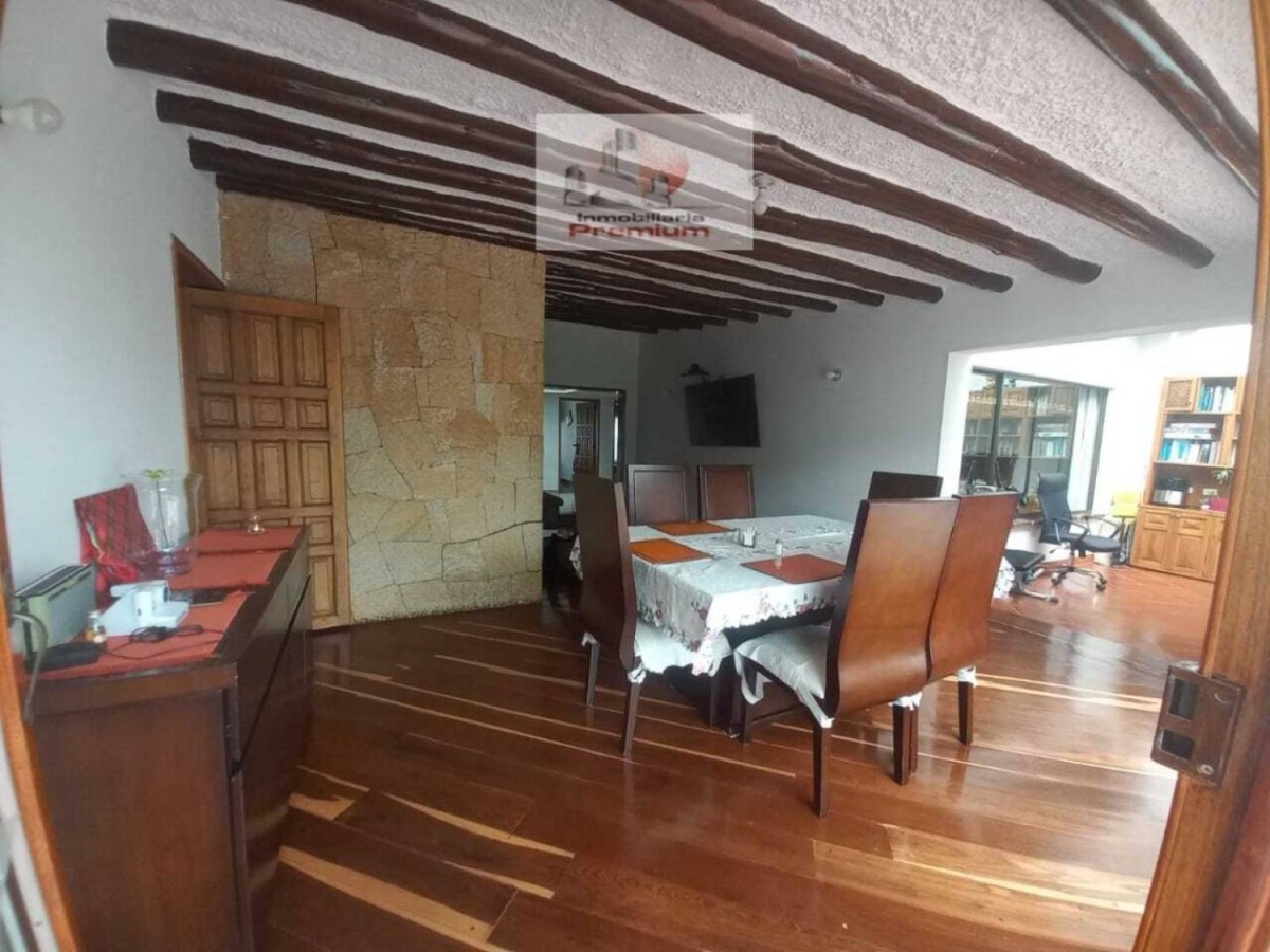 Casa en venta en Niza, Bogotá · foto 9 de 24