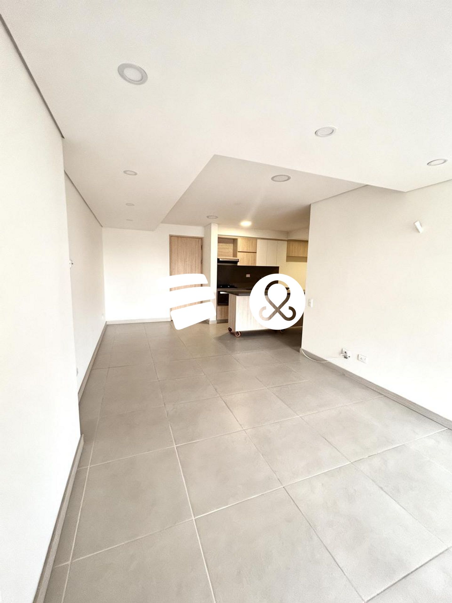 Apartamento en venta en El Portal, Envigado · foto 3 de 20