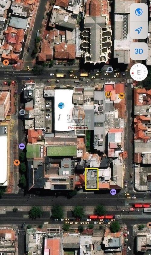 Casa de 3 alcobas en venta en Chapinero Sur Occidental, Bogotá, 1080 m² · foto 2 de 6