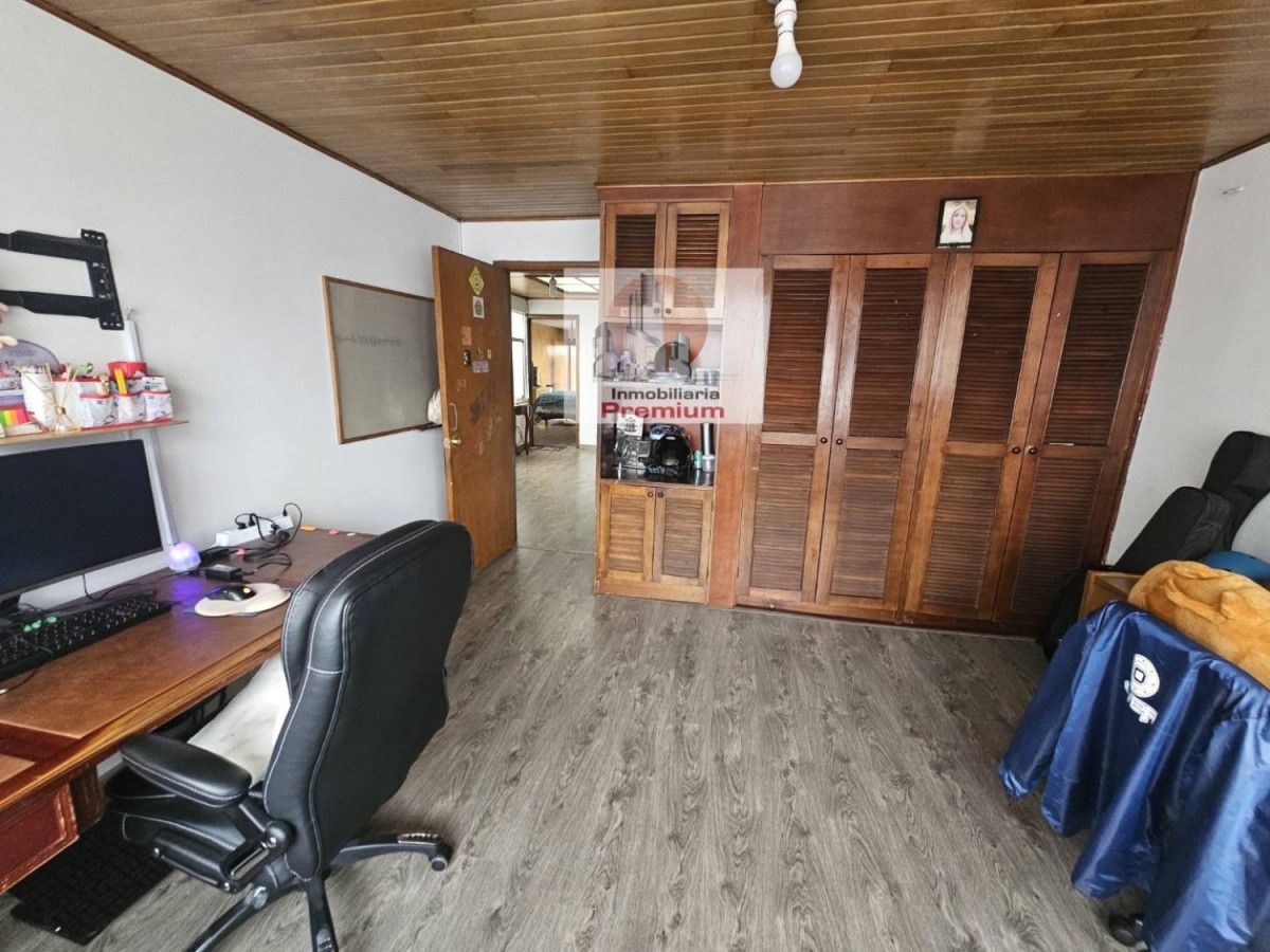Casa en venta en Galerias, Bogotá · foto 12 de 24