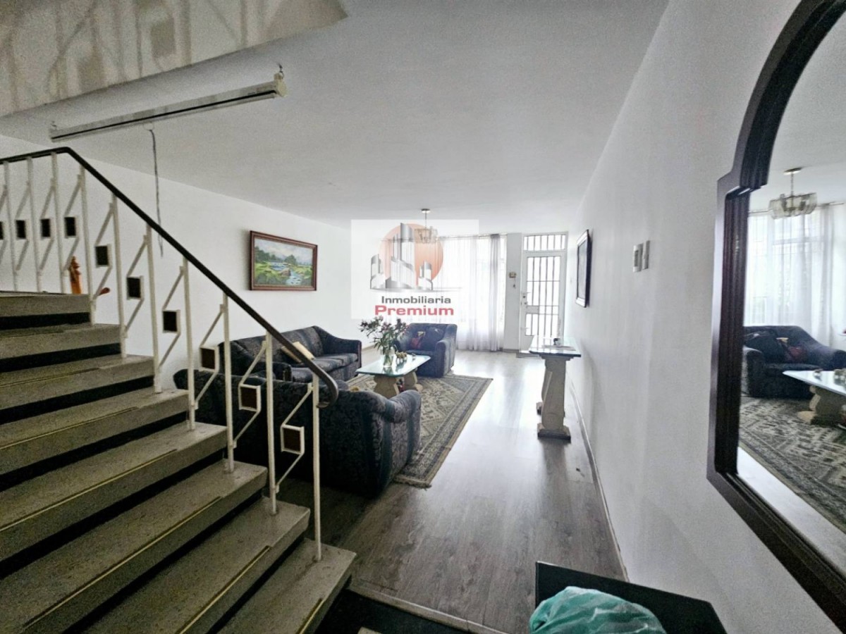 Casa en venta en Galerias, Bogotá · foto 16 de 24