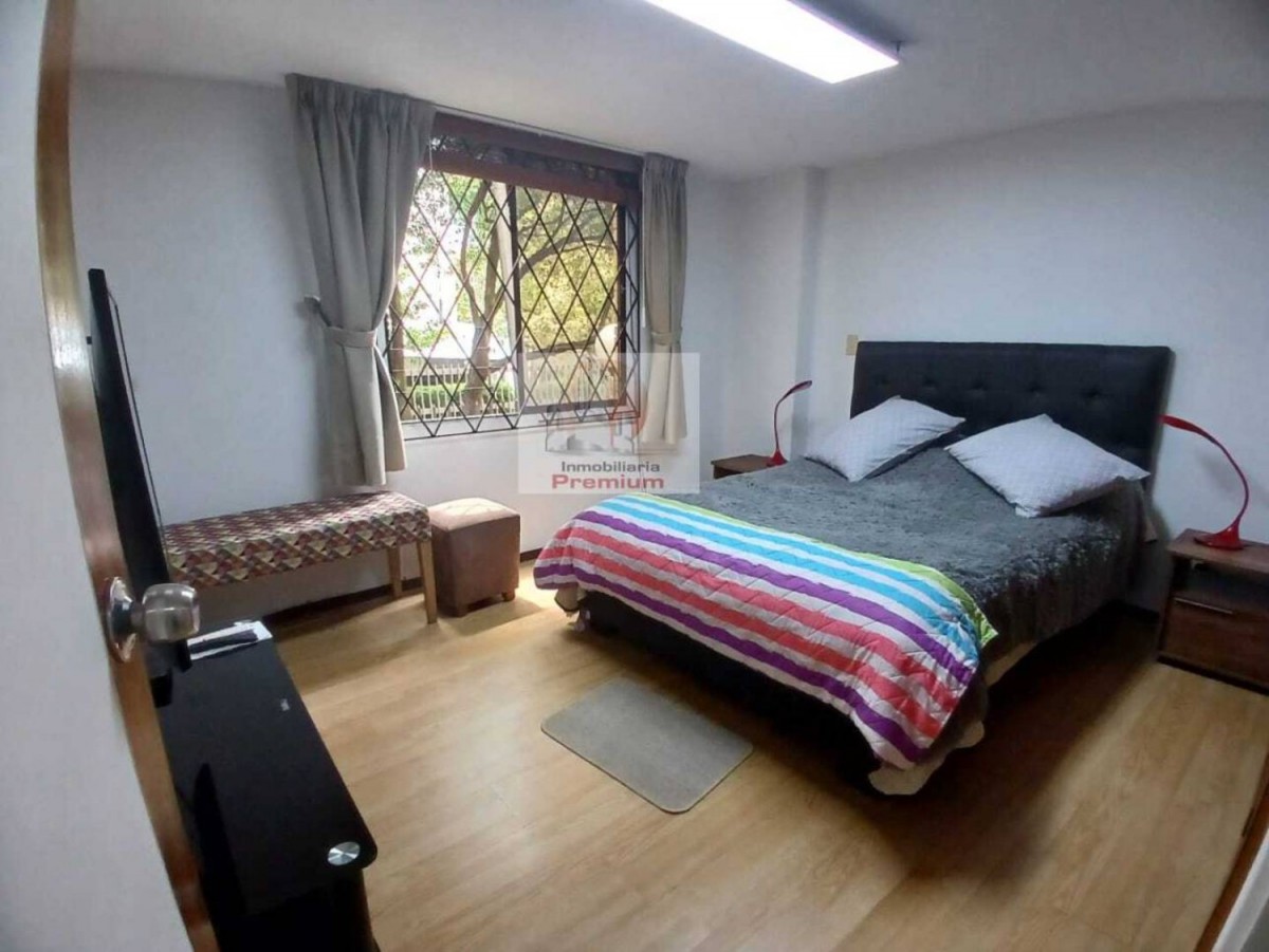 Apartamento en venta en Santa Barbara Alta, Bogotá · foto 3 de 17