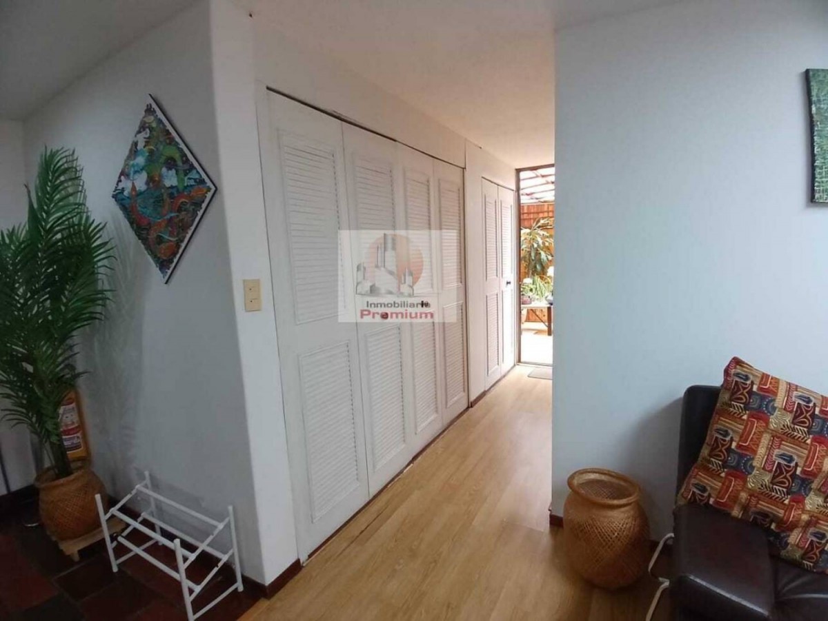 Apartamento en venta en Santa Barbara Alta, Bogotá · foto 7 de 17