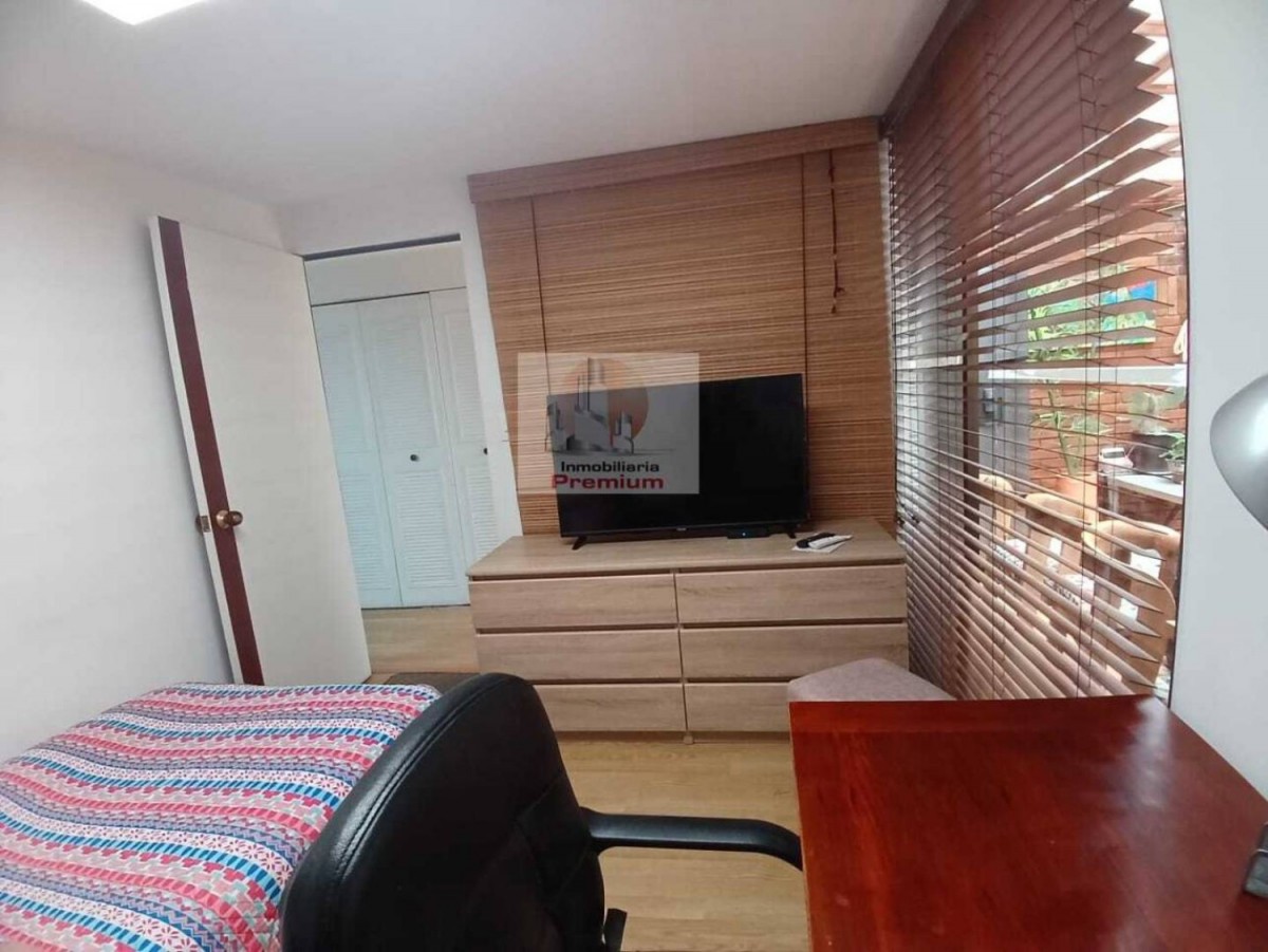 Apartamento en venta en Santa Barbara Alta, Bogotá · foto 9 de 17