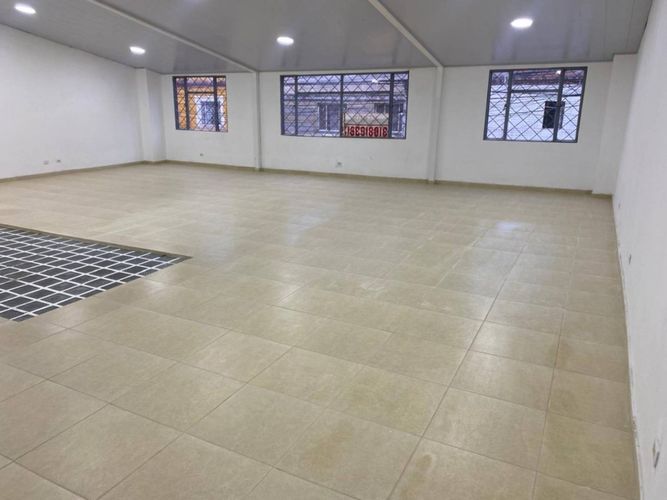 Casa de 3 alcobas en venta en Las Ferias, Bogotá, 230 m² · foto 7 de 10