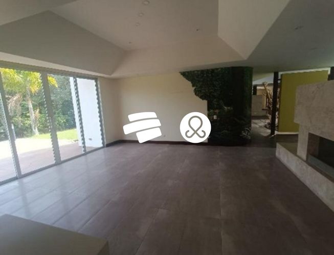 Finca en venta en El Carmen de Viboral, 6453 m² · foto 8 de 19