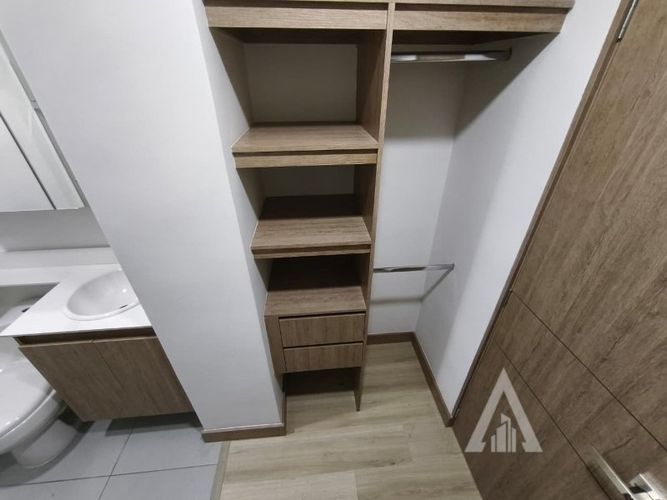 Apartamento de 2 alcobas en venta en Las Lomitas, Sabaneta, 60 m² · foto 4 de 21