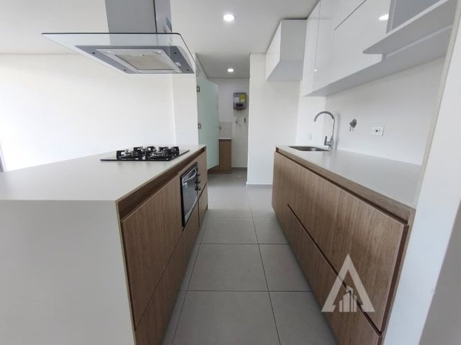 Apartamento de 2 alcobas en venta en Las Lomitas, Sabaneta, 60 m² · foto 9 de 21