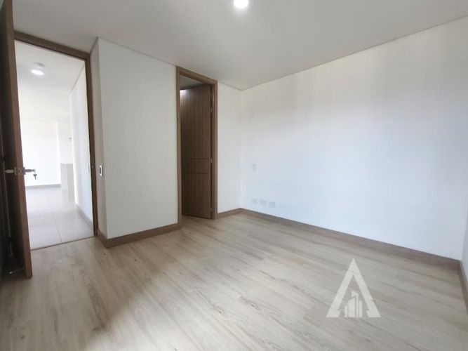 Apartamento de 2 alcobas en venta en Las Lomitas, Sabaneta, 60 m² · foto 19 de 21