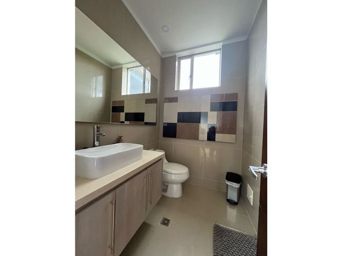 Casa de 4 alcobas en venta en Aposentos Parte Alta, Sopó, 410 m² · foto 12 de 24