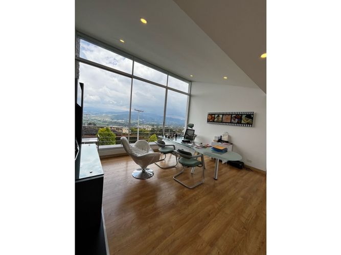 Casa de 4 alcobas en venta en Aposentos Parte Alta, Sopó, 410 m² · foto 17 de 24