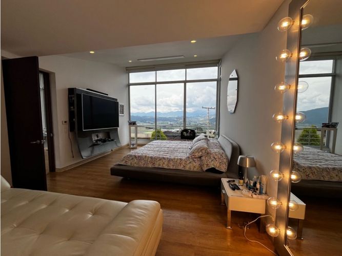 Casa de 4 alcobas en arriendo en Aposentos Parte Alta, Sopó, 410 m² · foto 14 de 24