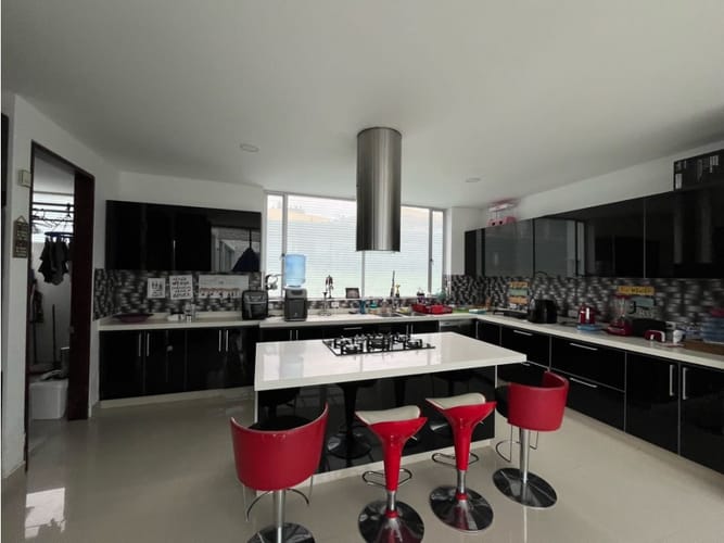 Casa de 4 alcobas en arriendo en Aposentos Parte Alta, Sopó, 410 m² · foto 19 de 24