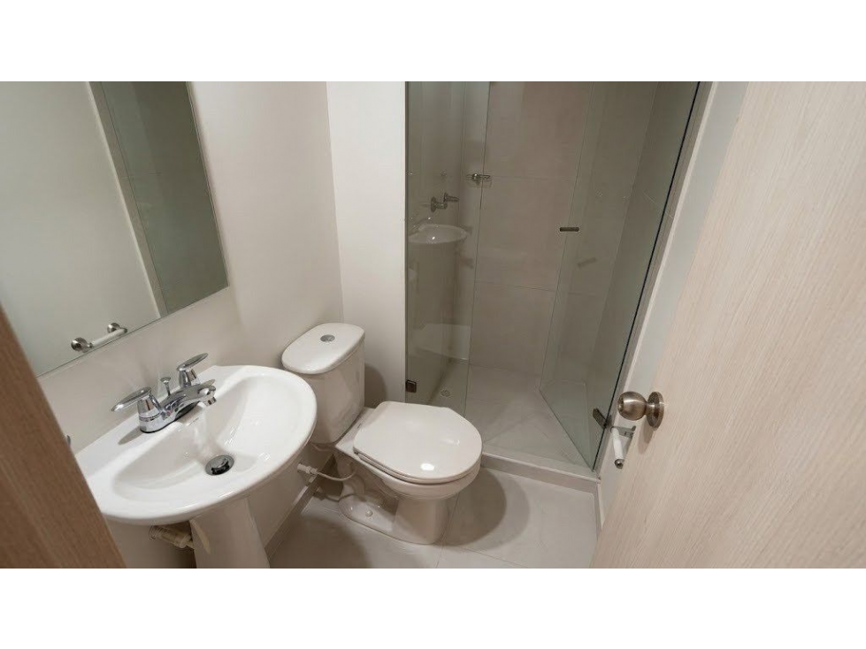Apartamento en venta en Castilla, Bogotá · foto 6 de 15