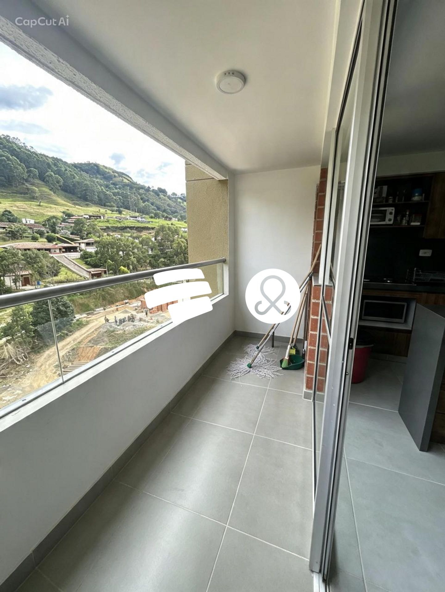Apartamento en venta en Zona Centro, Envigado · foto 2 de 20