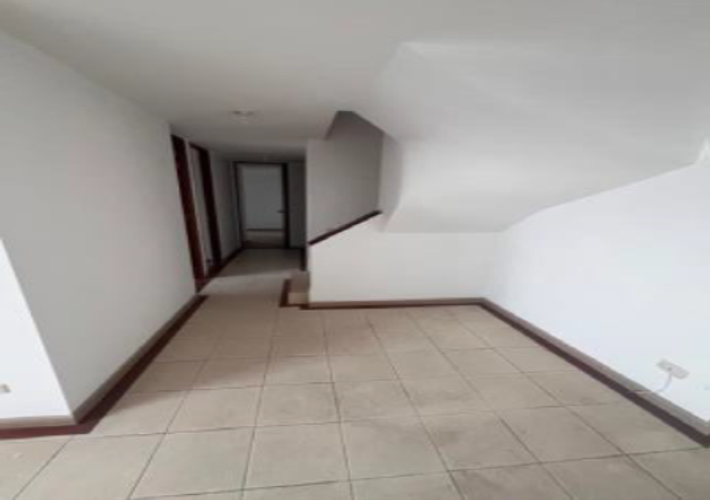 Apartamento de 4 alcobas en venta en Centro Internacional, Bogotá, 108 m² · foto 4 de 18
