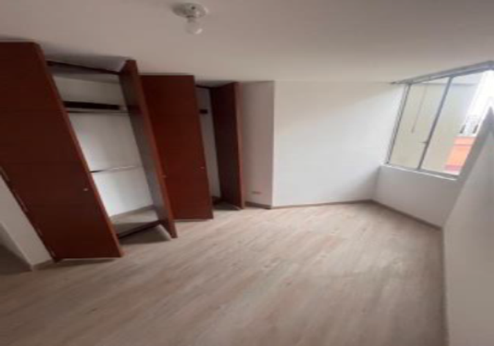Apartamento de 4 alcobas en venta en Centro Internacional, Bogotá, 108 m² · foto 12 de 18