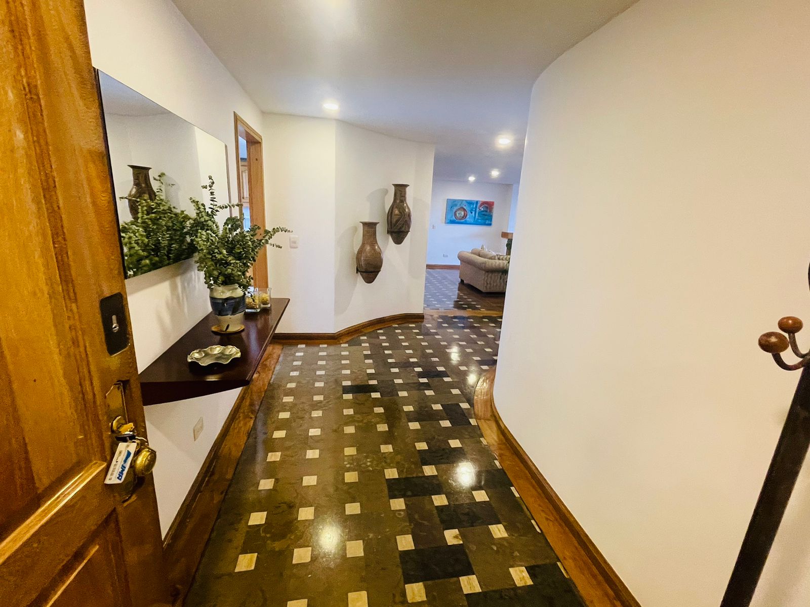 Apartamento en venta en El Refugio, Bogotá · foto 6 de 23