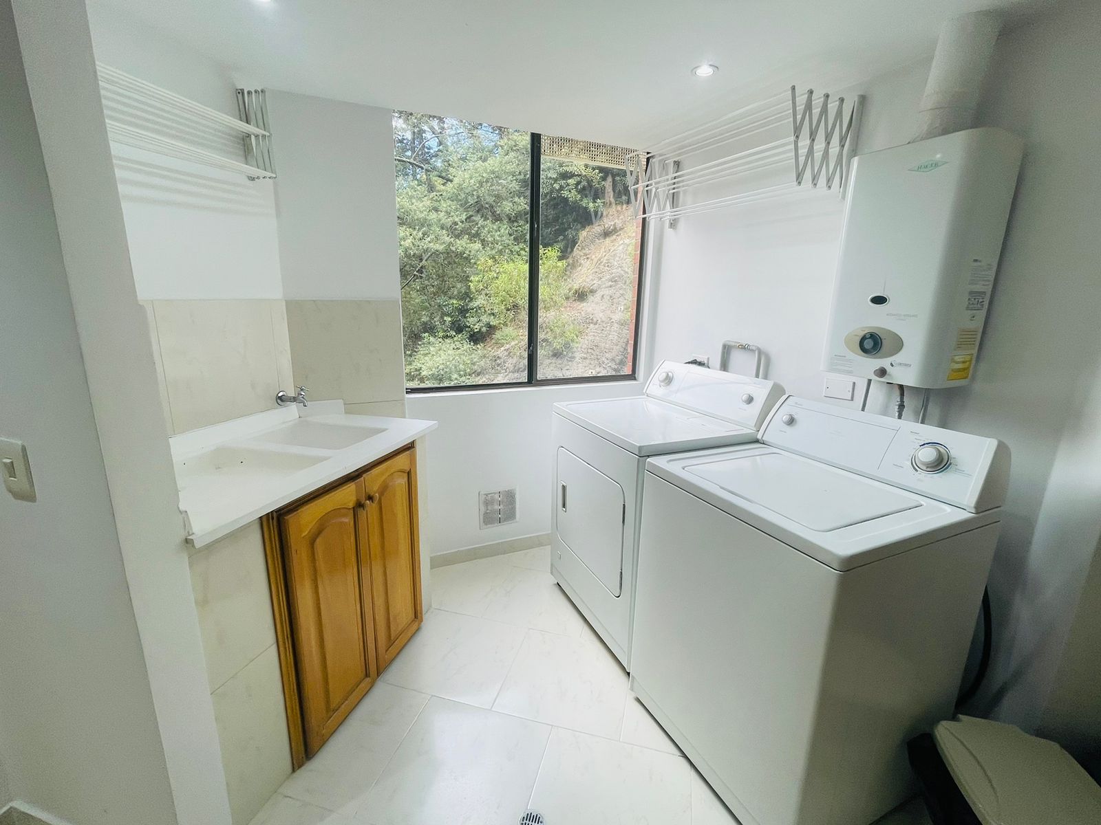 Apartamento en venta en El Refugio, Bogotá · foto 10 de 23