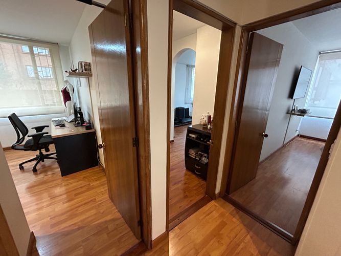Apartamento de 3 alcobas en venta en Santa Barbara Occidental, Bogotá, 237 m² · foto 9 de 18