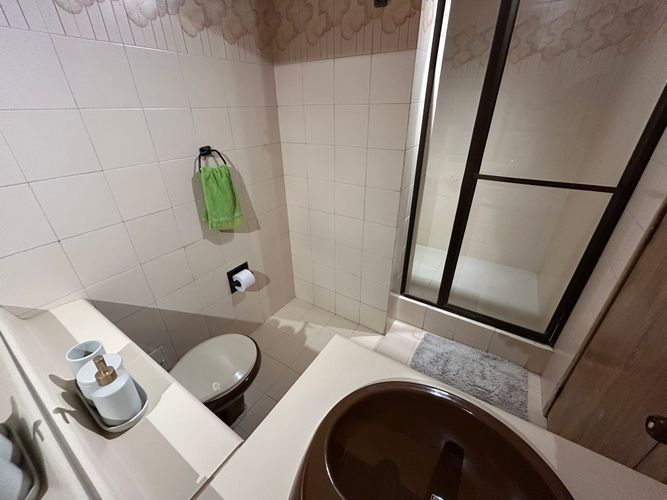 Apartamento de 3 alcobas en venta en Santa Barbara Occidental, Bogotá, 237 m² · foto 13 de 18