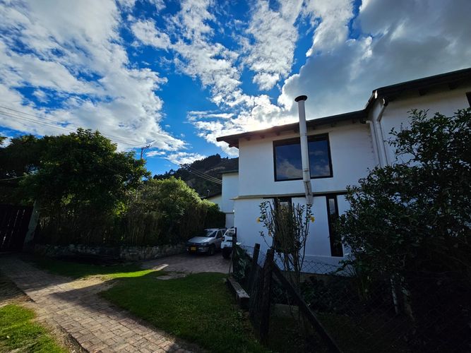 Casa de 5 alcobas en venta en El Abra, Cota, 320 m² · foto 2 de 5