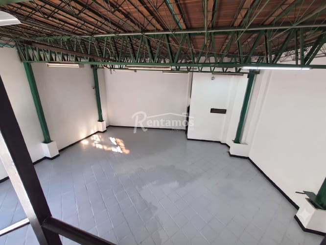 Bodega en arriendo en Centro Administrativo, Medellín, 180 m² · foto 3 de 23
