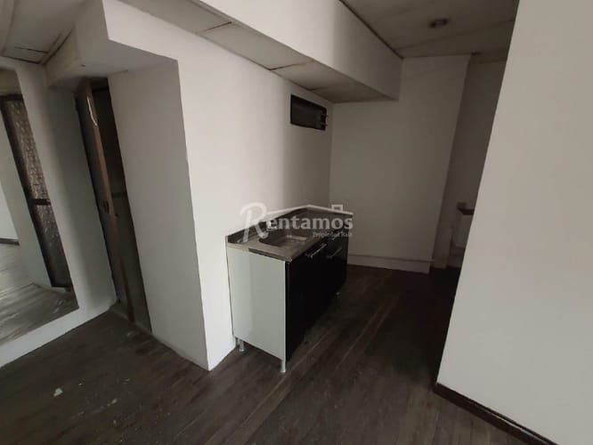 Bodega en arriendo en Centro Administrativo, Medellín, 180 m² · foto 10 de 23