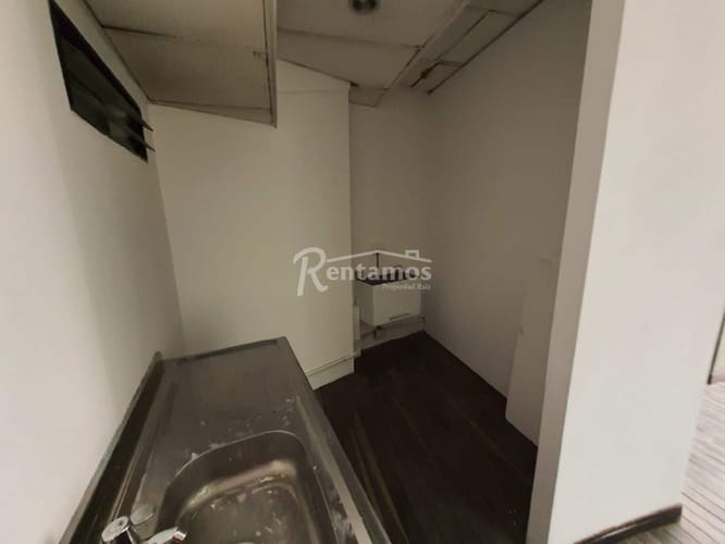 Bodega en arriendo en Centro Administrativo, Medellín, 180 m² · foto 11 de 23