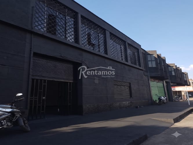 Bodega en arriendo en Centro Administrativo, Medellín, 180 m² · foto 12 de 23