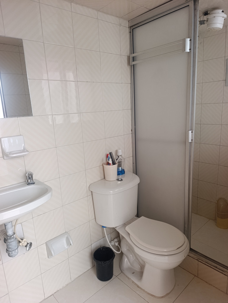 Casa en venta en Los Cerezos, Bogotá · foto 8 de 21
