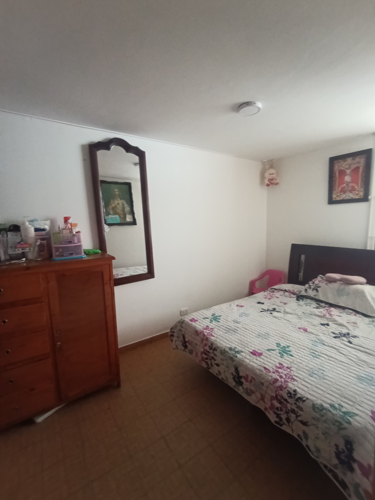 Casa en venta en Los Cerezos, Bogotá · foto 17 de 21