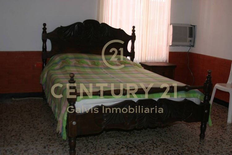 Finca en venta en Saman De La Rivera, Villavicencio, 270 m² · foto 4 de 10