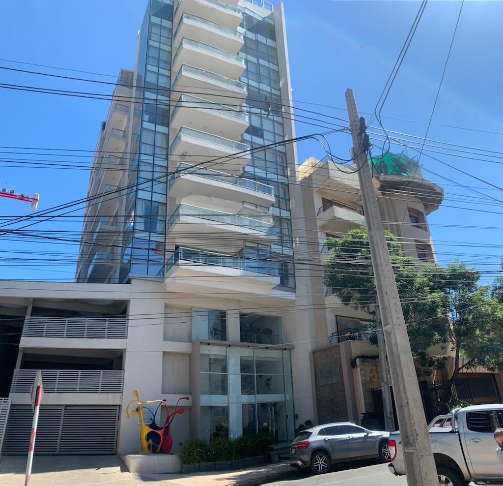Alquiler - Casa 950 Av. Choferes Del Chaco — foto 3