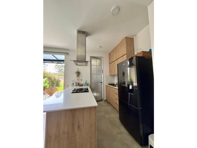 Casa de 3 alcobas en venta en Lomitas, La Ceja, 171 m² · foto 3 de 23