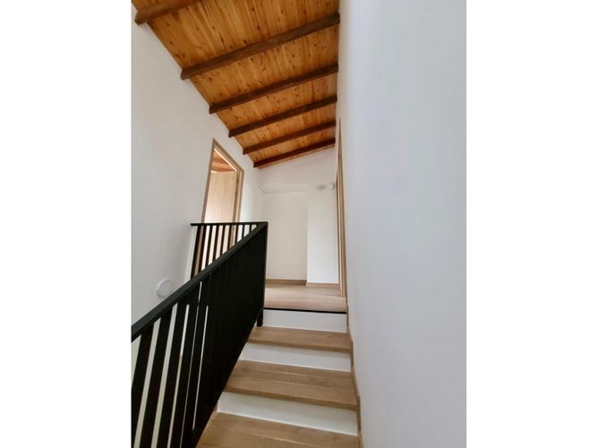 Casa de 3 alcobas en venta en Lomitas, La Ceja, 171 m² · foto 9 de 23