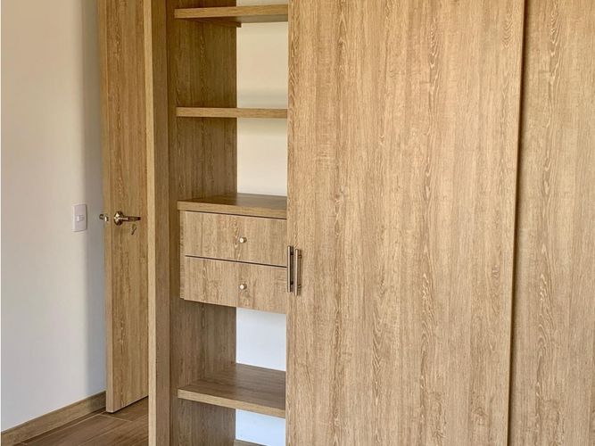 Casa de 3 alcobas en venta en Lomitas, La Ceja, 171 m² · foto 10 de 23