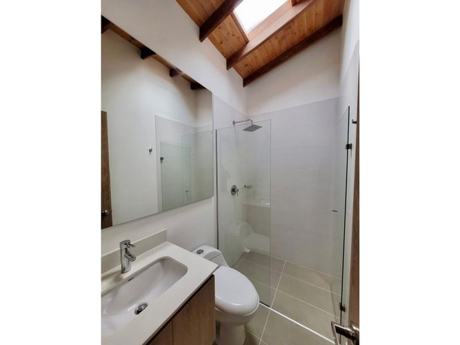 Casa de 3 alcobas en venta en Lomitas, La Ceja, 171 m² · foto 11 de 23