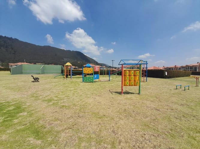 Lote en venta en Chuntame, Cajicá, 1193 m² · foto 8 de 18