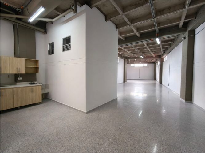 Bodega en arriendo en San Bernardo, Medellín, 190 m² · foto 8 de 15