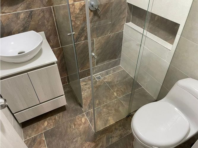 Apartamento de 2 alcobas en venta en Cabañitas, Bello, 65 m² · foto 9 de 12