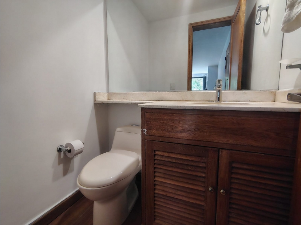 Apartamento en arriendo en Milla De Oro, Medellín · foto 4 de 19