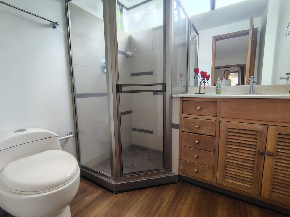 Apartamento en arriendo en Milla De Oro, Medellín · foto 9 de 19